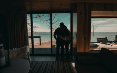 The New Romantic Getaway: Privacy, Luxury, and Nature